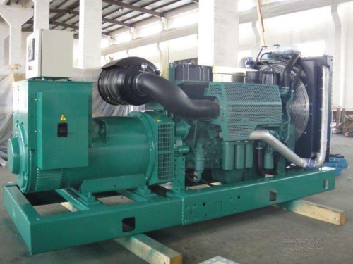 金山屯便携静音：租赁无声发电机组，便携式解决能源需求